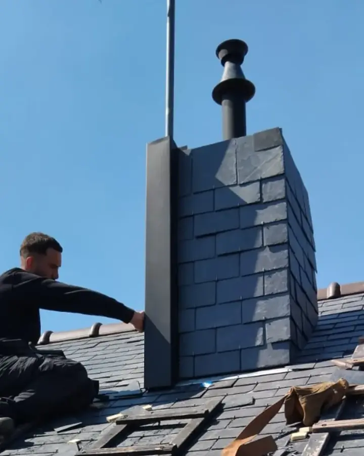 Chantier de désamiantage de toiture à Le Verger (photo 3)