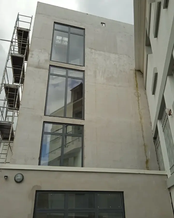 Bardage en zinc posé sur une maison de Perros-Guirec (photo 3)