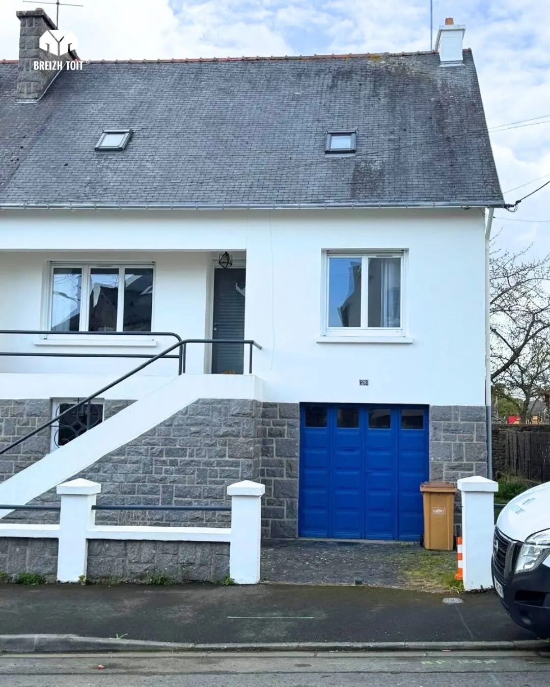 Gouttières neuves posées sur une maison à Saint-Brieuc