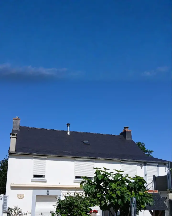 Toiture de Sainte-Anne-d'Auray après son traitement hydrofuge (photo 4)